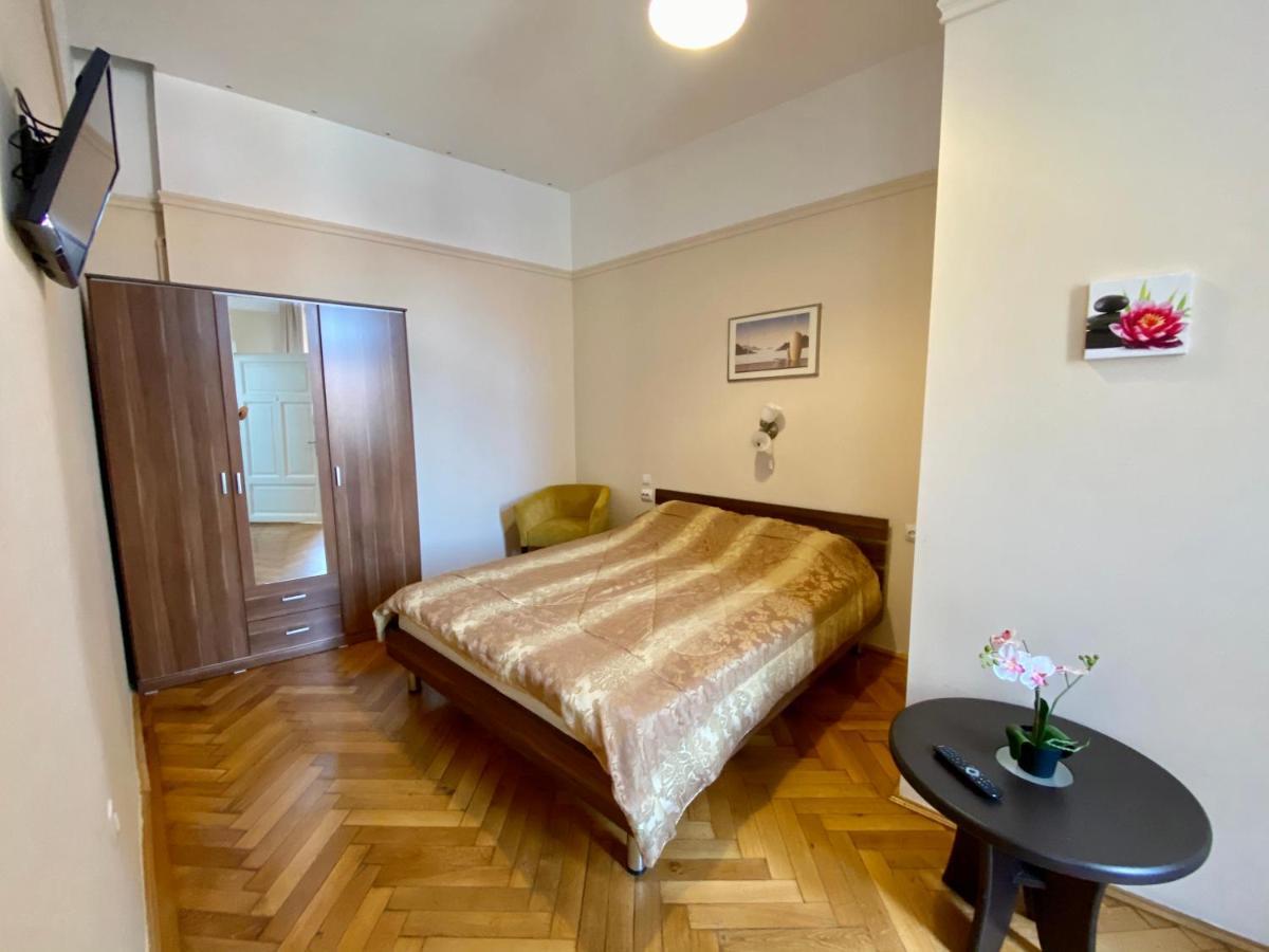 Hotel Casa Balcescu Brașov Exterior foto